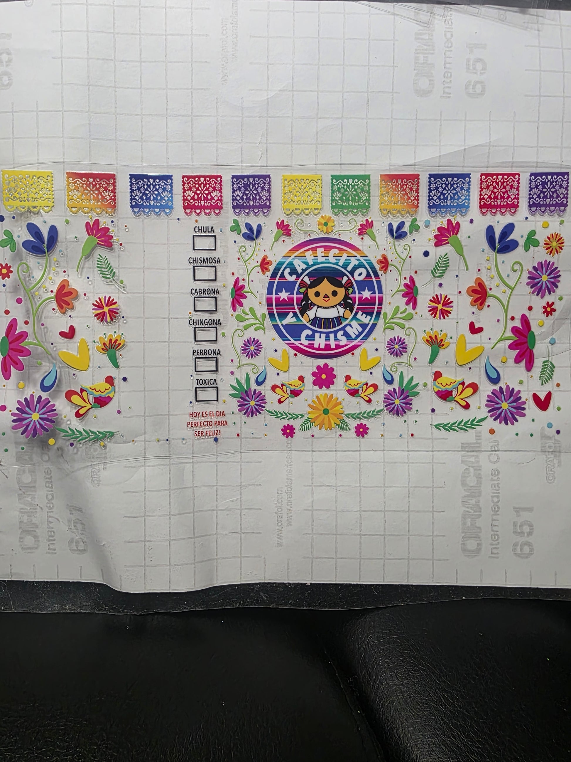 Cafecito y chisme w/ flowers