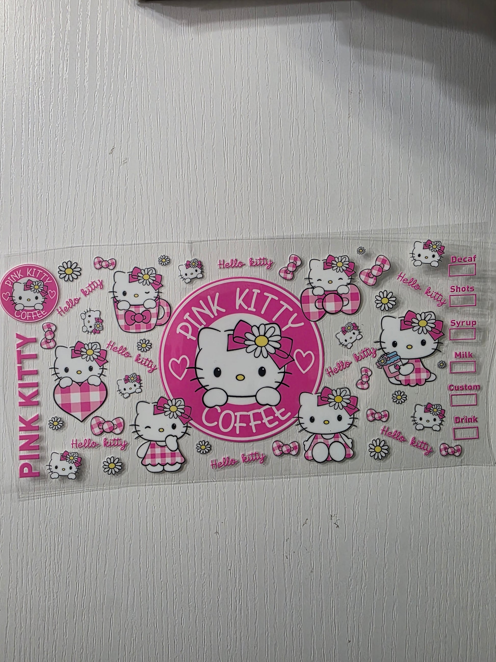 Hello kitty & plaid hearts