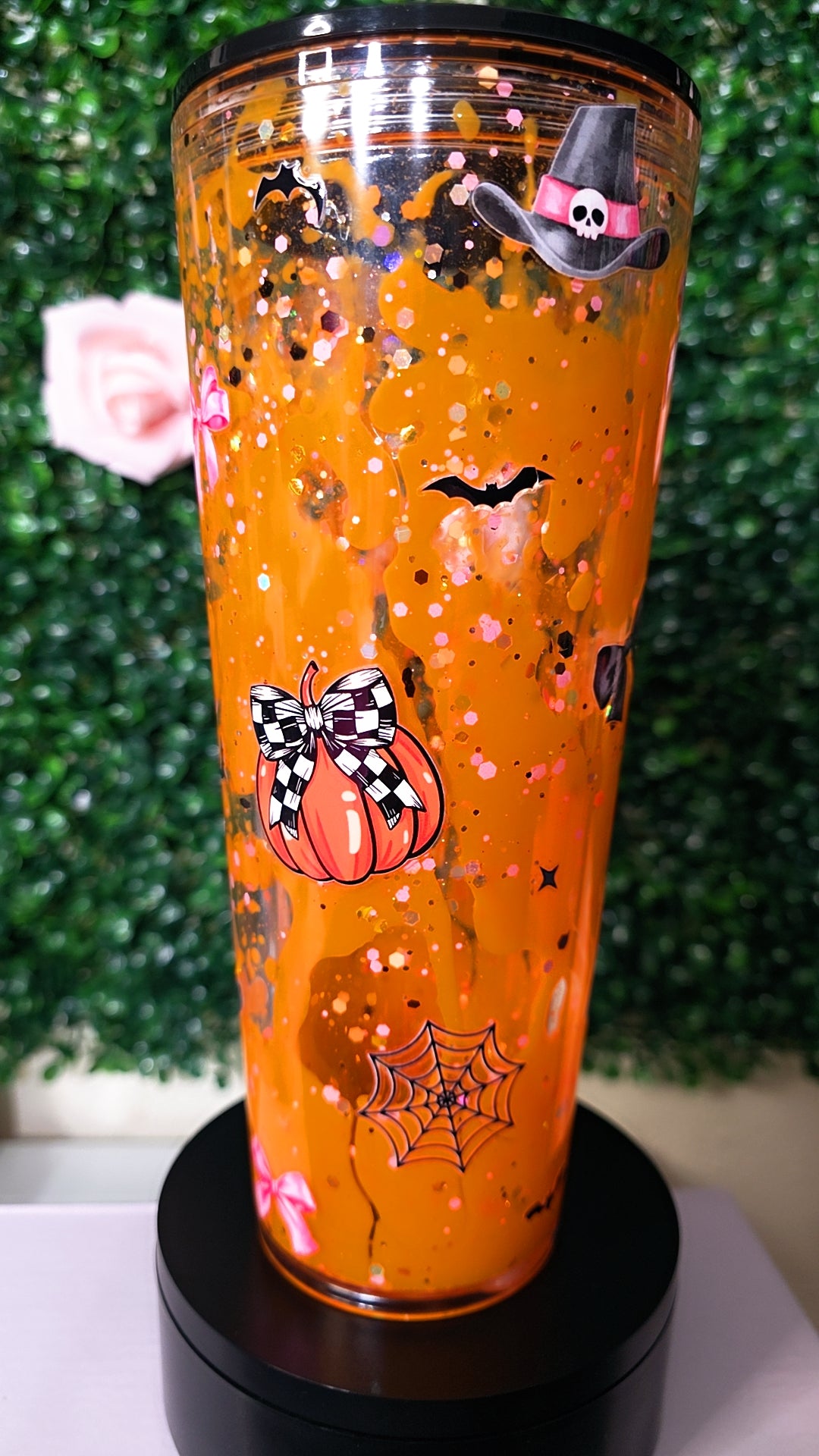 Plaid bows & pumpkins