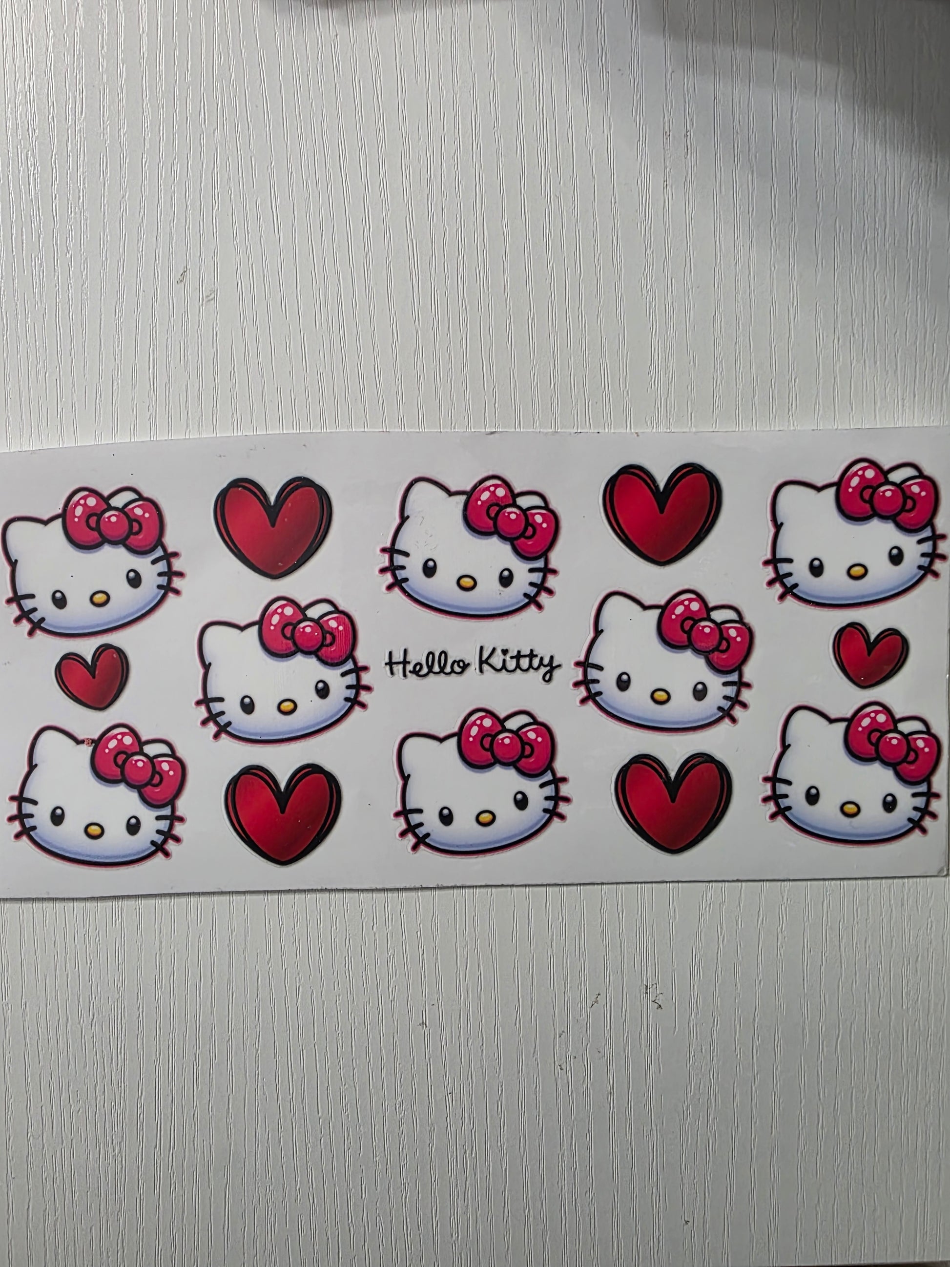 Hello kitty & Red hearts