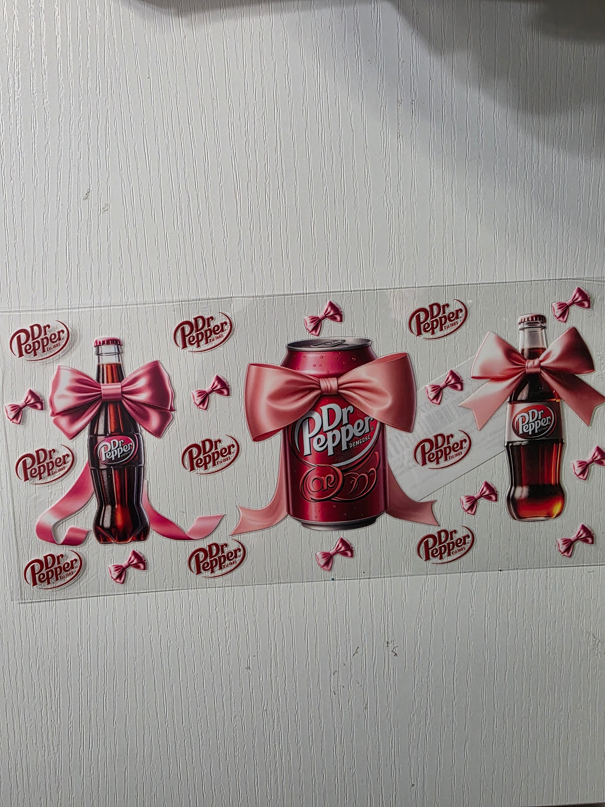 Dr Pepper can & bottles